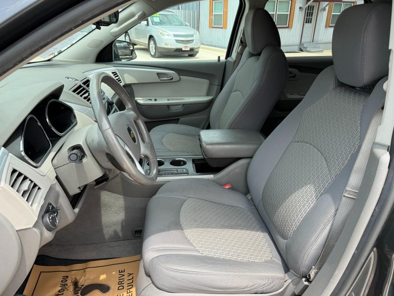 Chevrolet Traverse Vehicle Image 10