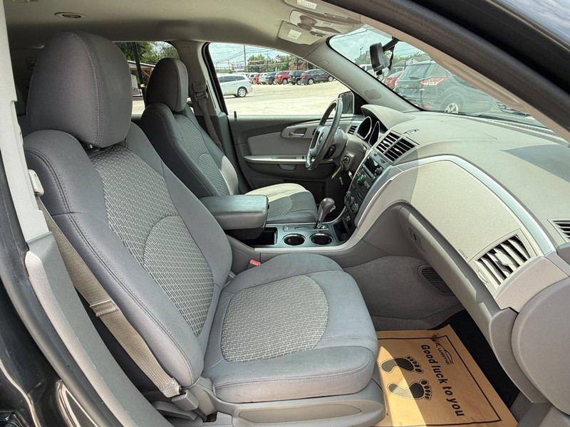Chevrolet Traverse Vehicle Image 14