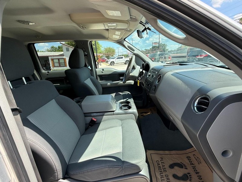 Ford F-150 Vehicle Image 14