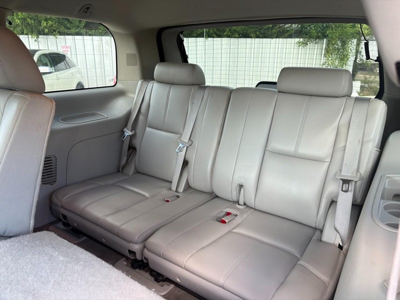 Chevrolet Tahoe Vehicle Image 15