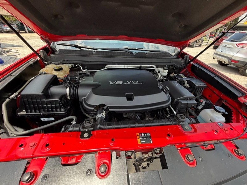 Chevrolet Colorado Vehicle Image 06