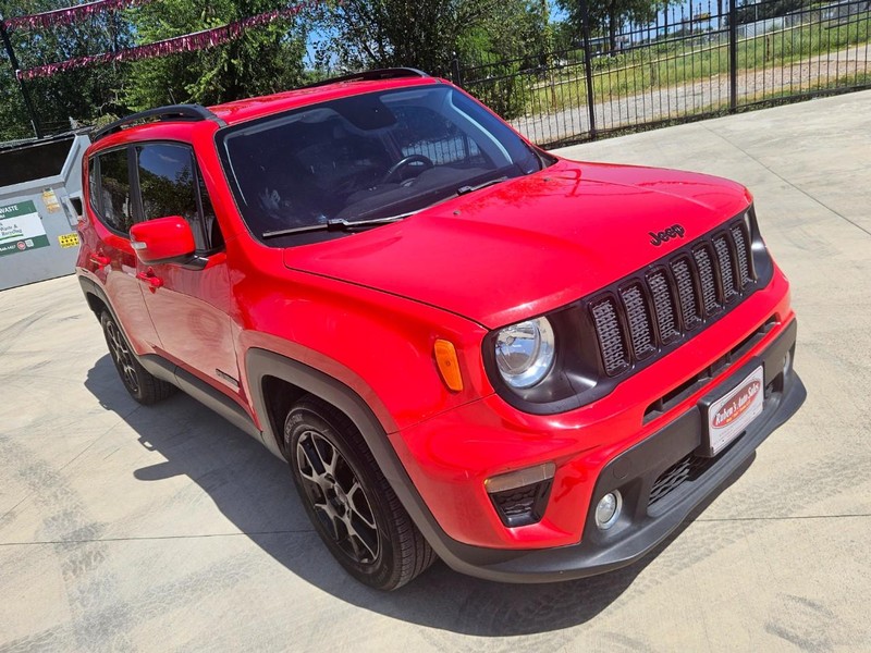 Jeep Renegade Vehicle Image 09