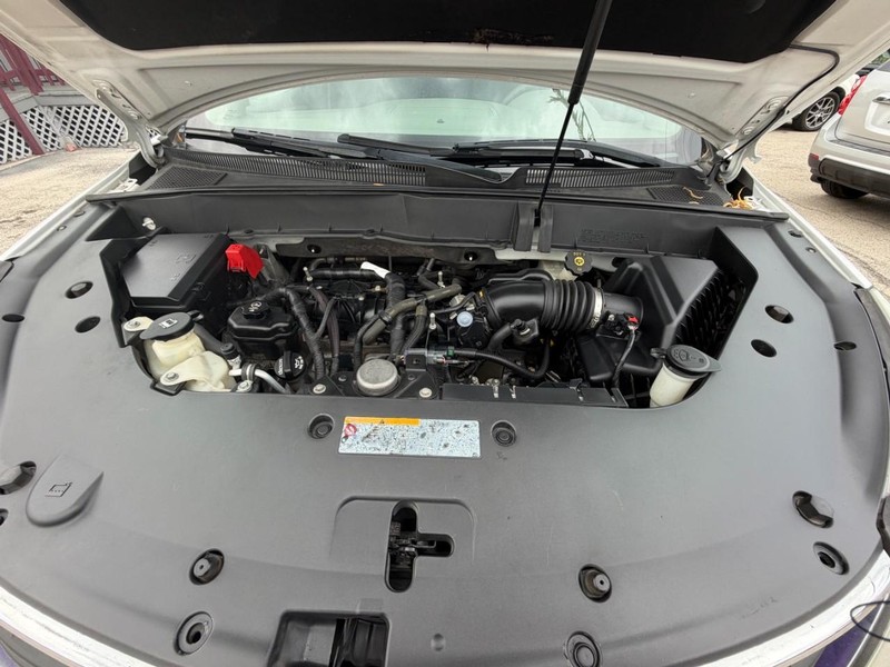 Chevrolet Traverse Vehicle Image 10