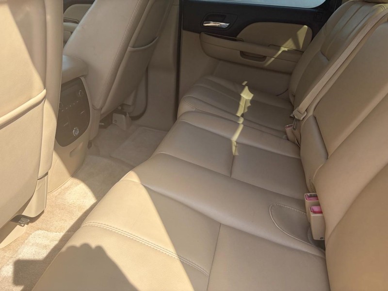 Chevrolet Avalanche Vehicle Full-screen Gallery Image 08