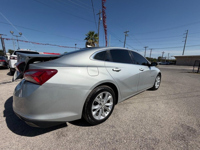 Chevrolet Malibu Vehicle Image 06