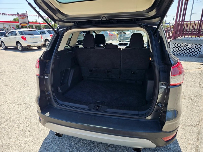 Ford Escape Vehicle Image 05