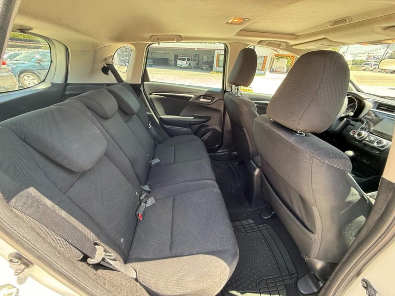 Honda Fit Vehicle Image 14