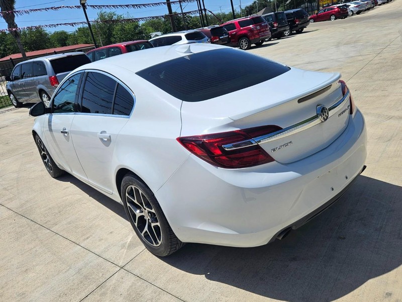 Buick Regal Vehicle Image 03
