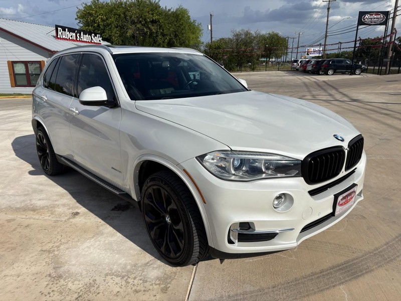 BMW X5 Vehicle Image 06