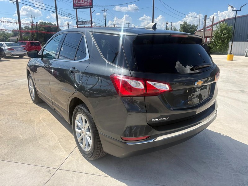 Chevrolet Equinox Vehicle Image 03