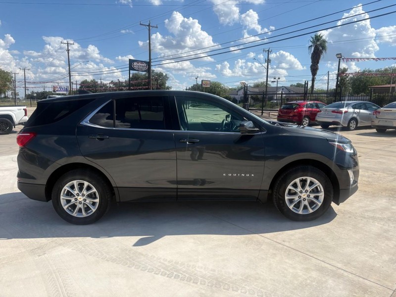Chevrolet Equinox Vehicle Image 05