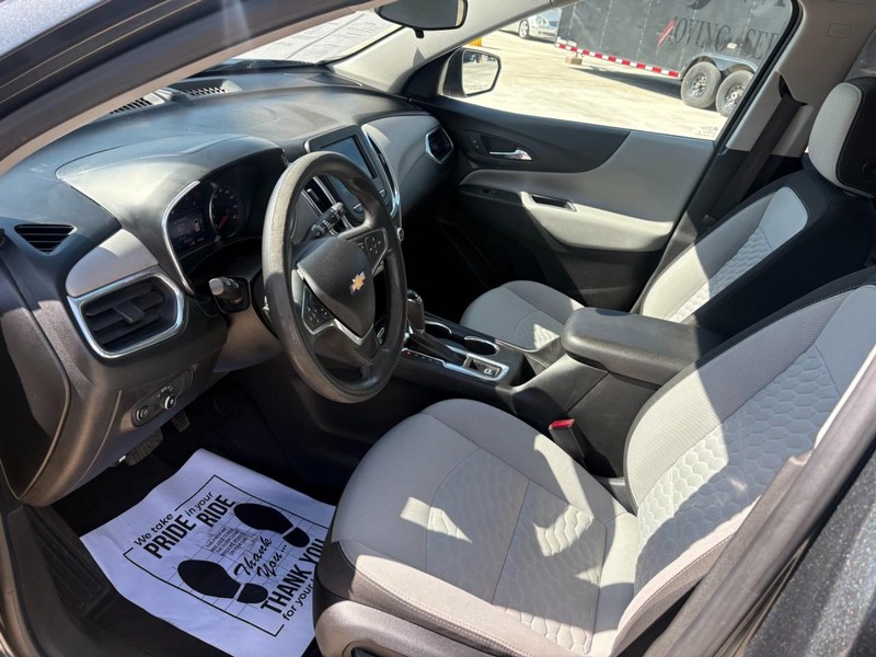 Chevrolet Equinox Vehicle Image 08