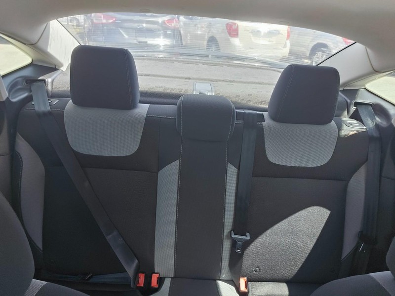 Ford Focus Vehicle Image 14