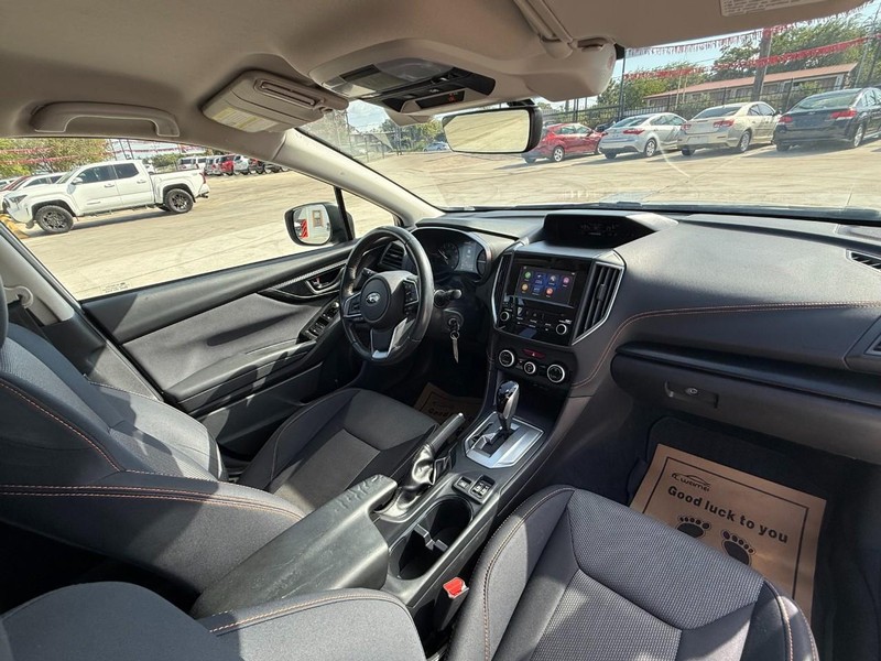Subaru Crosstrek Vehicle Image 13
