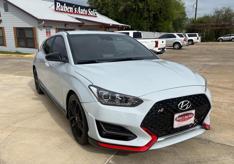 Hyundai Veloster Vehicle Image 06