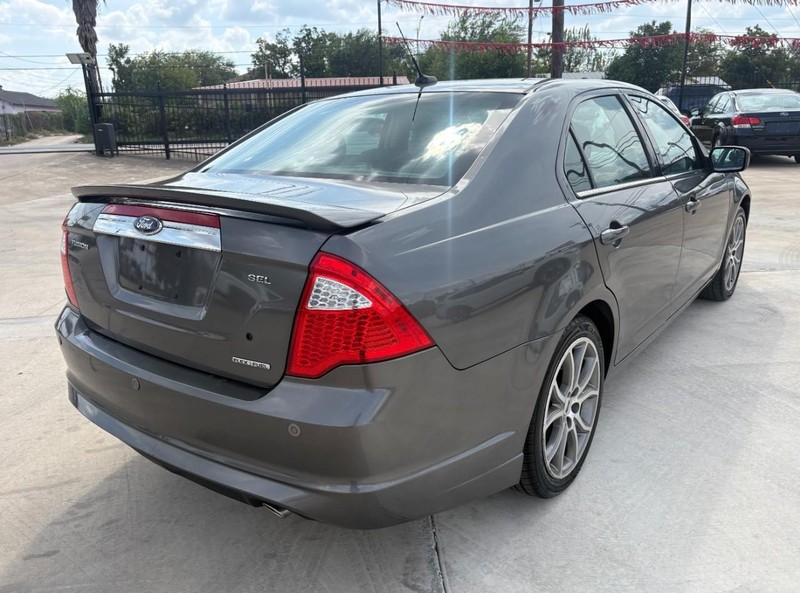 Ford Fusion Vehicle Image 04