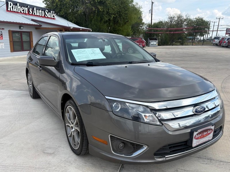 Ford Fusion Vehicle Image 06