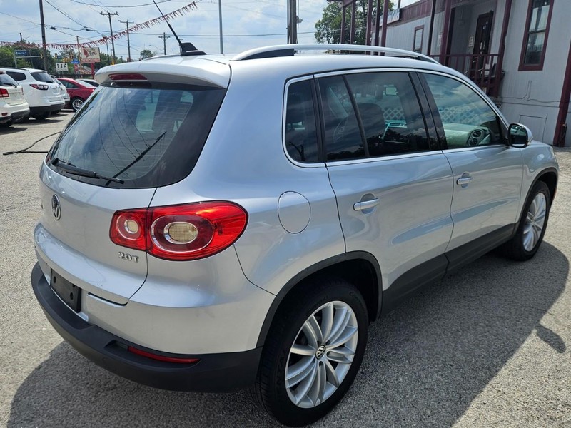 Volkswagen Tiguan Vehicle Image 06