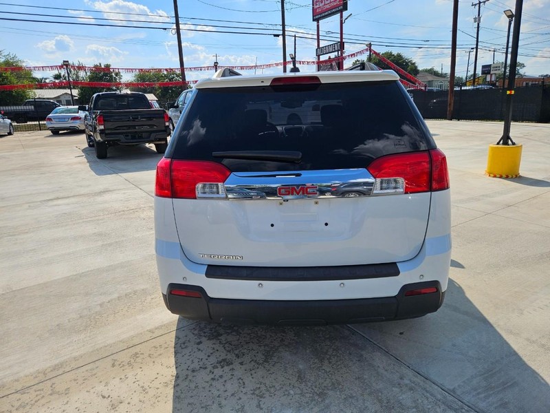 GMC Terrain Vehicle Image 04