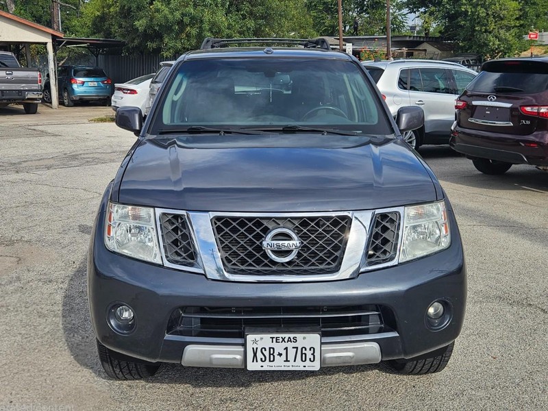 Nissan Pathfinder Vehicle Image 08