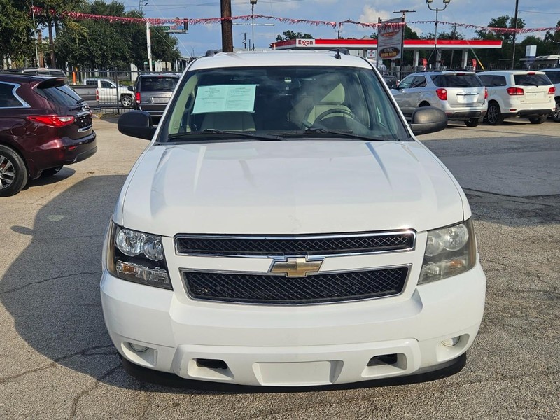 Chevrolet Tahoe Vehicle Image 09