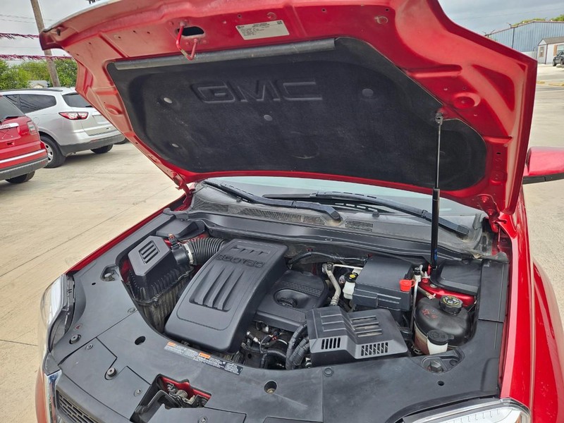 GMC Terrain Vehicle Image 09