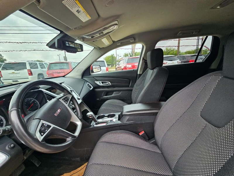 GMC Terrain Vehicle Image 11