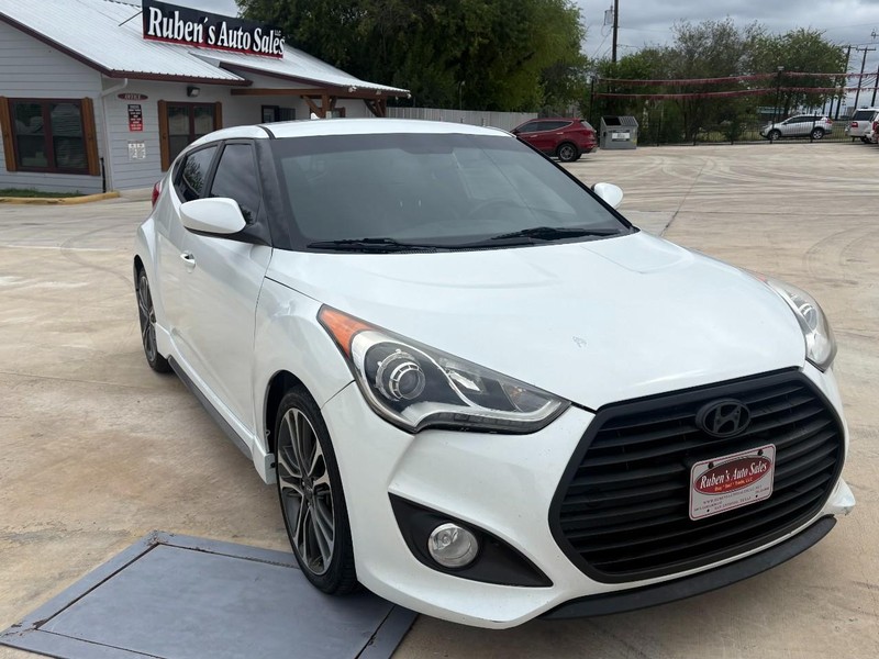 Hyundai Veloster Vehicle Image 07