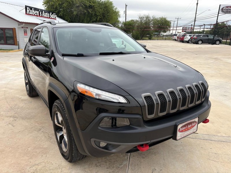 Jeep Cherokee Vehicle Image 06