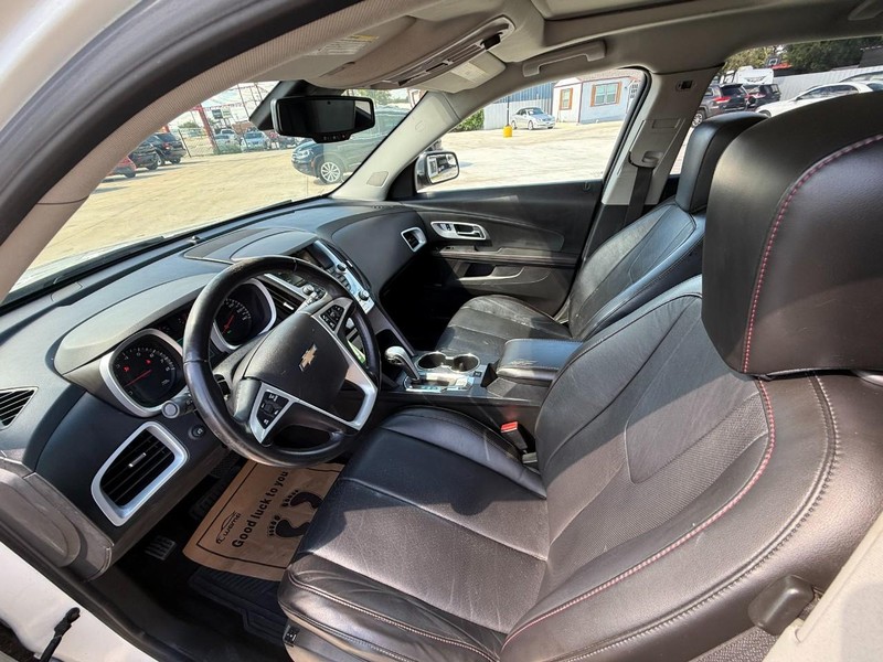 Chevrolet Equinox Vehicle Image 10
