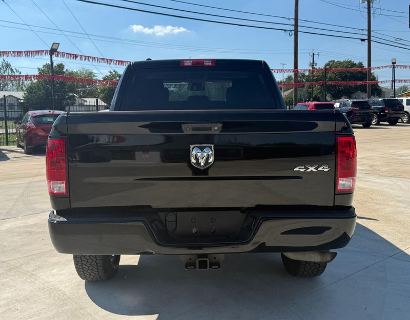 Ram 1500 Vehicle Image 04