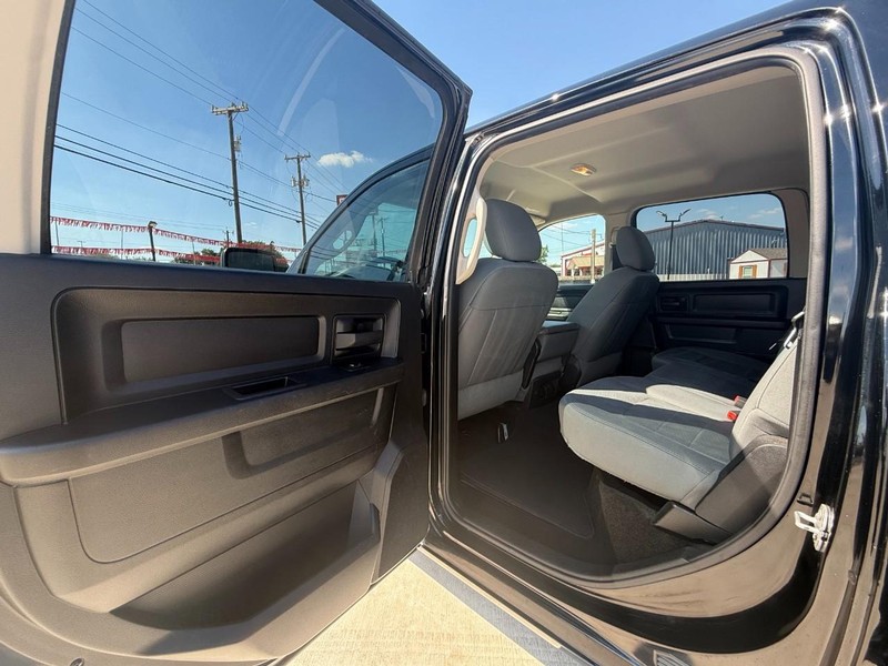 Ram 1500 Vehicle Image 12