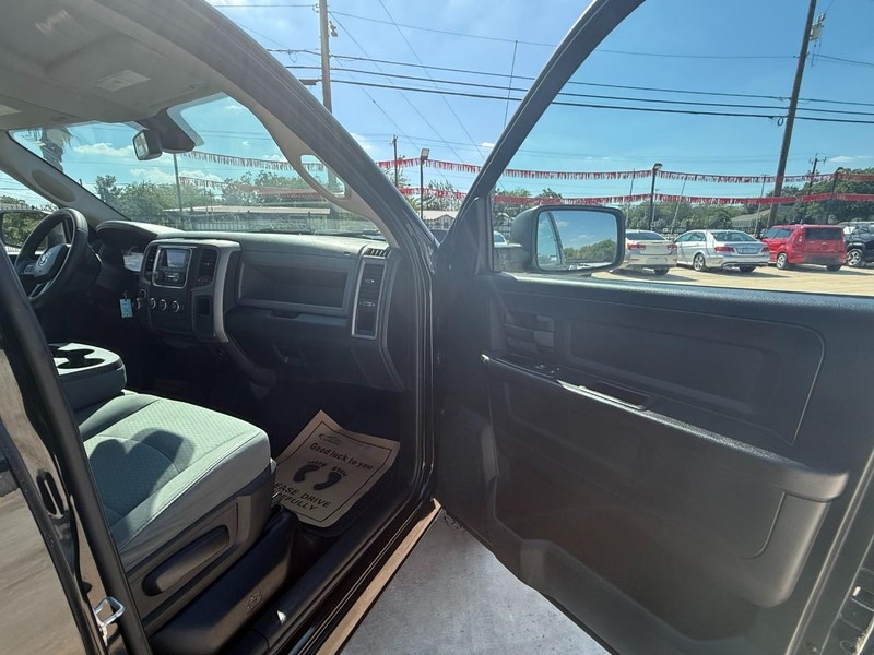 Ram 1500 Vehicle Image 15