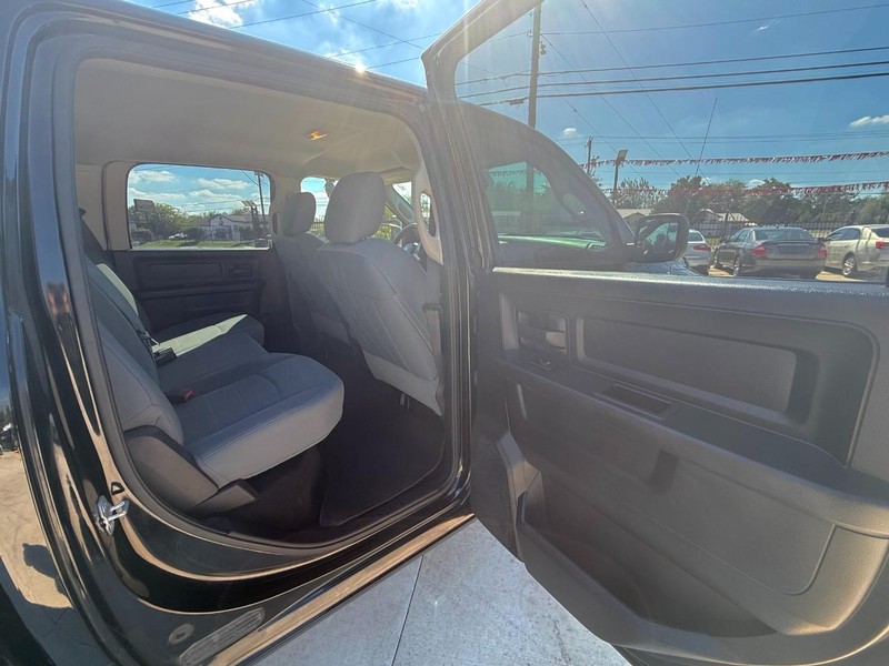 Ram 1500 Vehicle Image 17