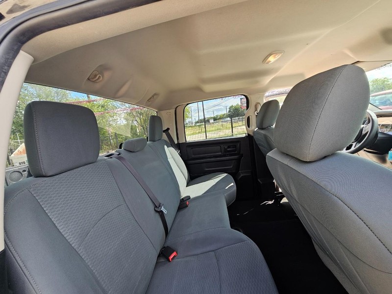 Ram 1500 Vehicle Full-screen Gallery Image 20