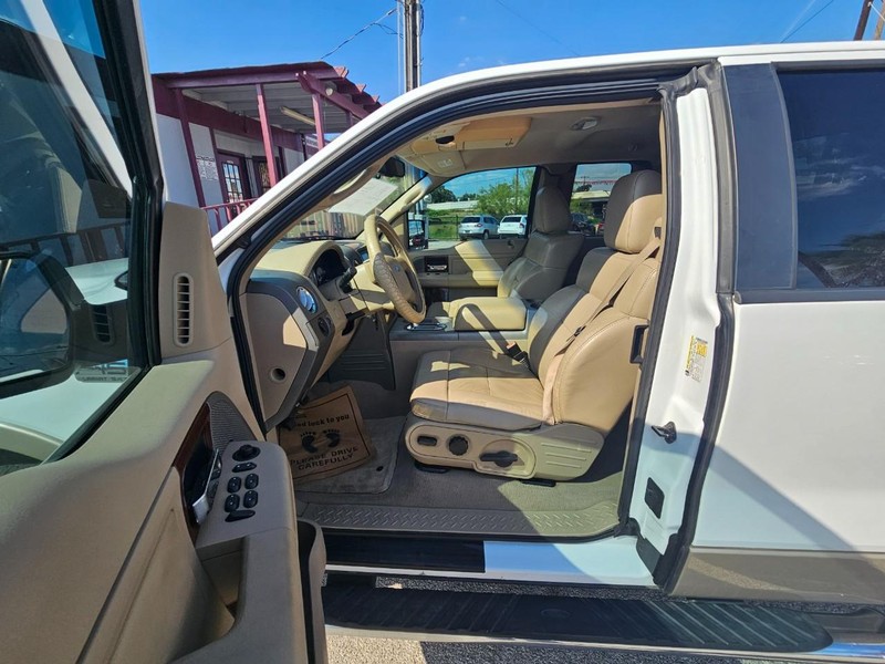 Ford F-150 Vehicle Image 09