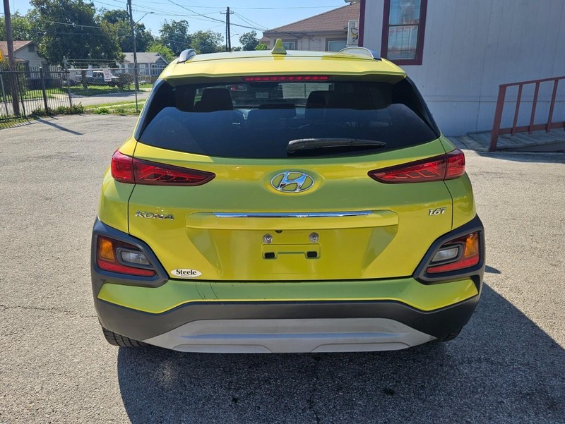 Hyundai Kona Vehicle Image 04