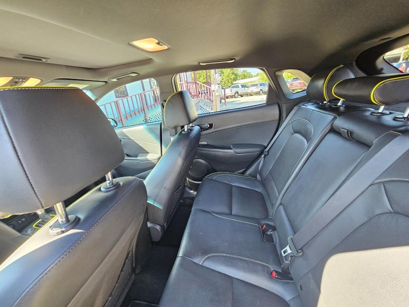 Hyundai Kona Vehicle Image 14