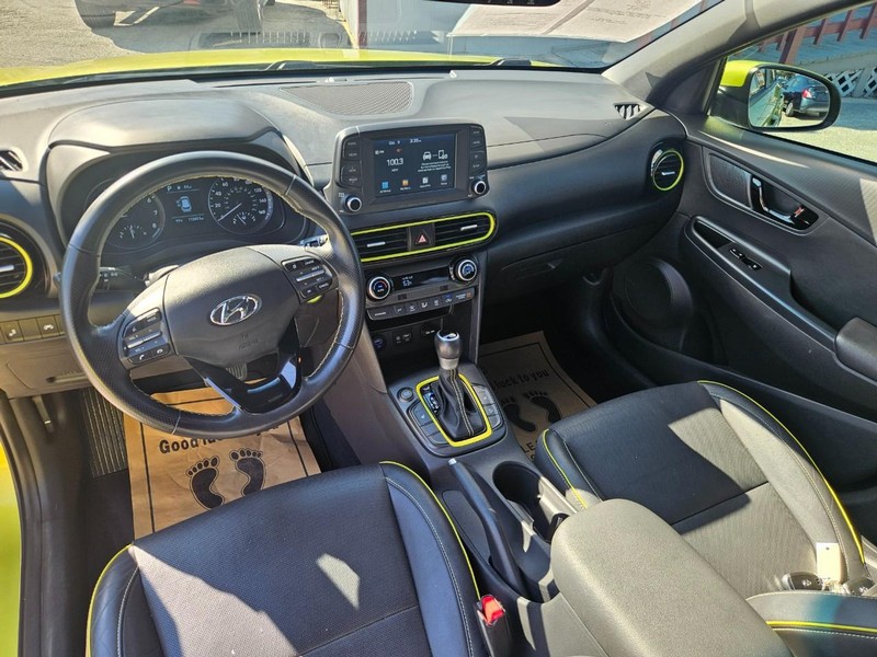 Hyundai Kona Vehicle Image 15