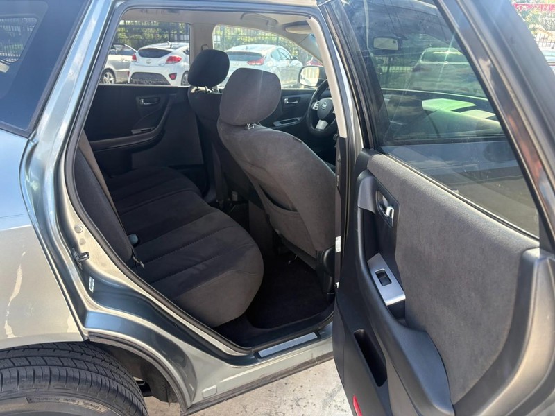 Nissan Murano Vehicle Image 14