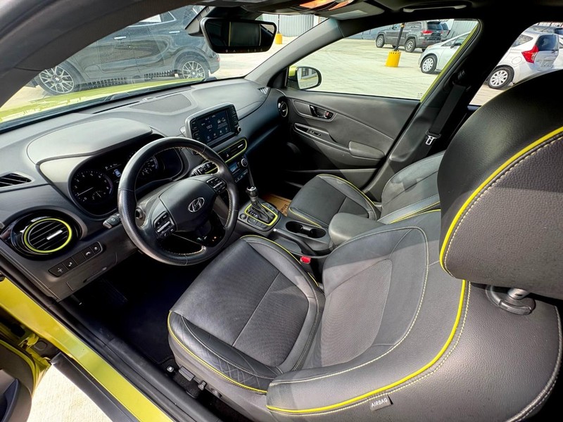 Hyundai Kona Vehicle Image 08