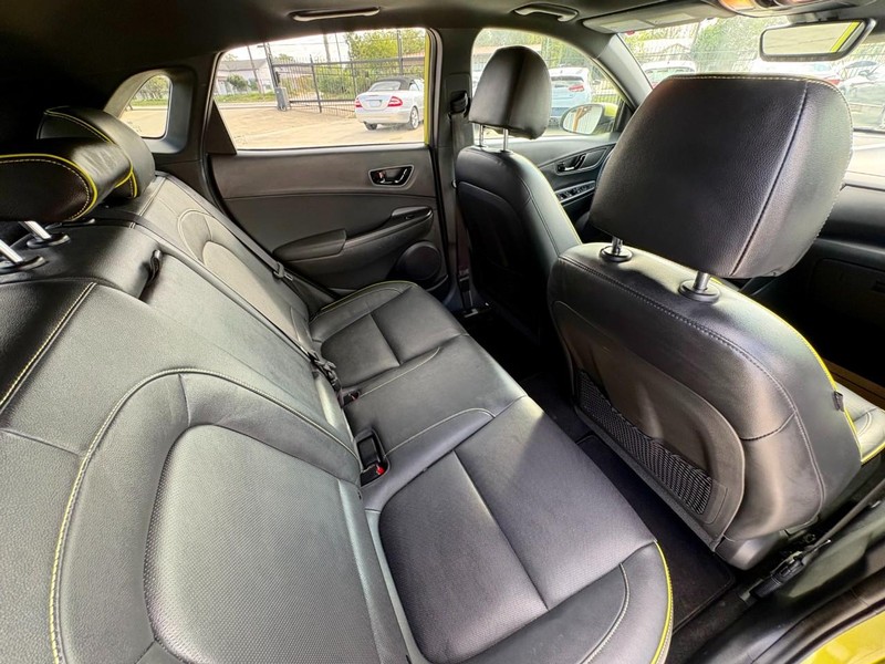 Hyundai Kona Vehicle Image 15