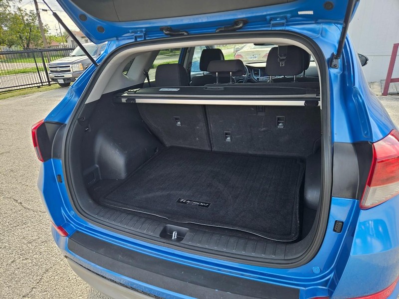 Ford Edge Vehicle Image 05
