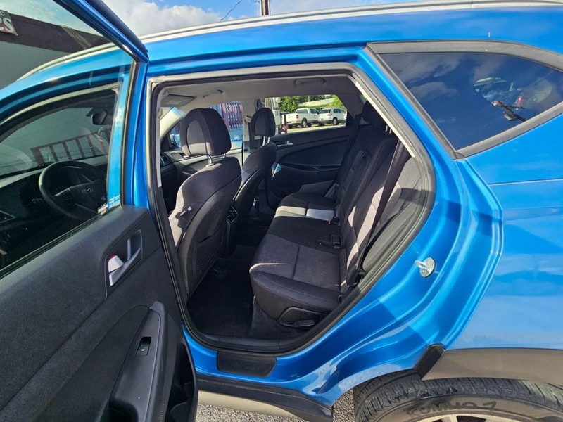 Ford Edge Vehicle Image 12