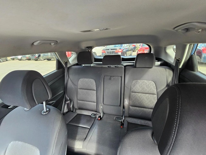 Ford Edge Vehicle Image 14