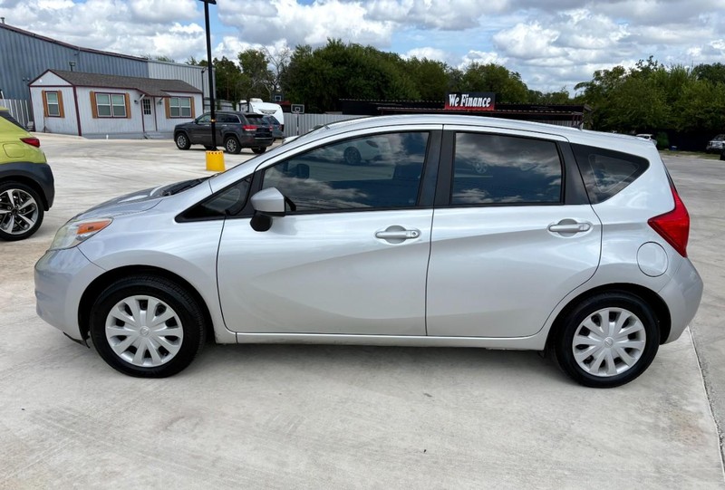Nissan Versa Note Vehicle Image 02
