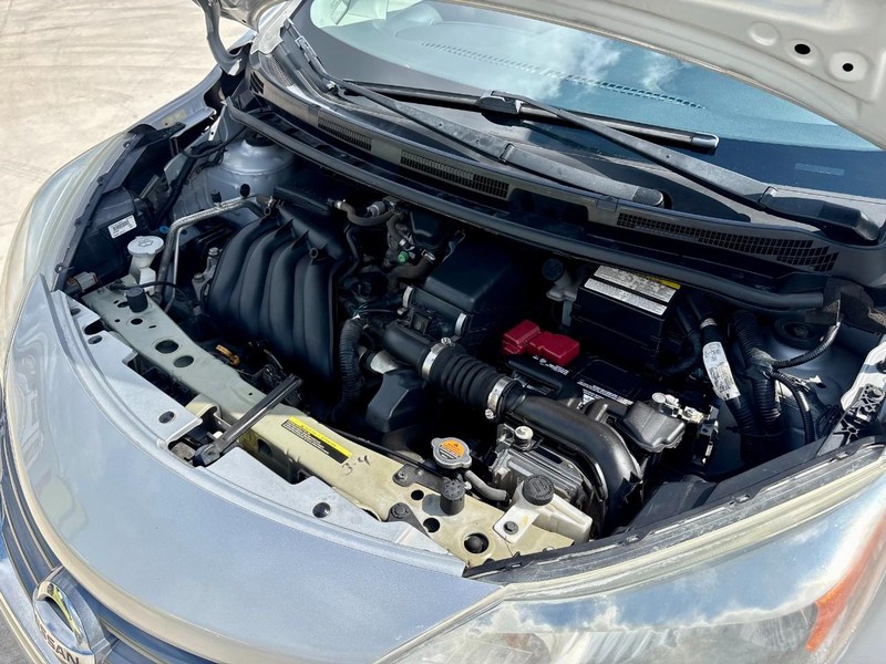 Nissan Versa Note Vehicle Image 17