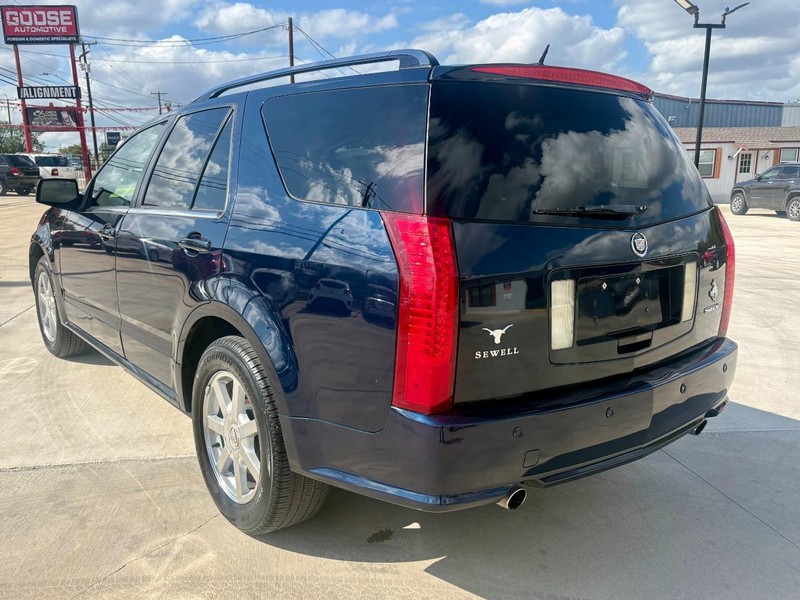 Cadillac SRX Vehicle Image 03
