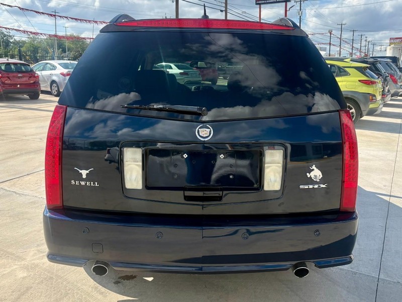 Cadillac SRX Vehicle Image 04