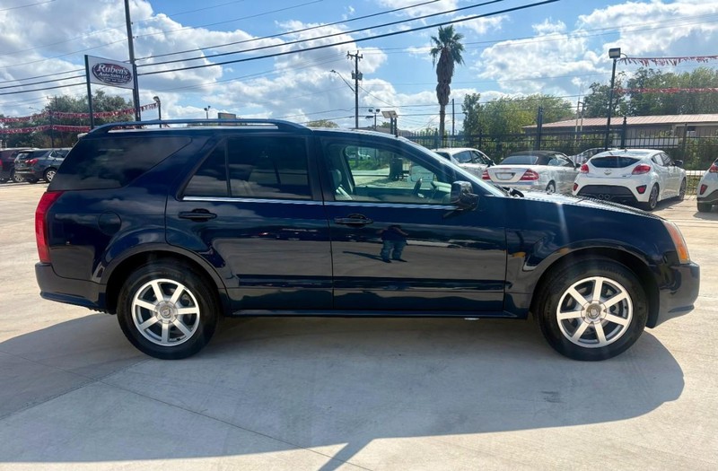 Cadillac SRX Vehicle Image 06